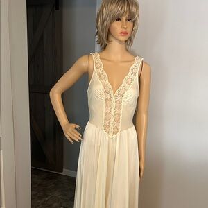 Olga Vintage Cream  Lace Detail Nightgown